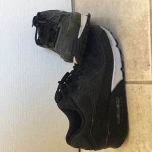 Nike Air Max.
